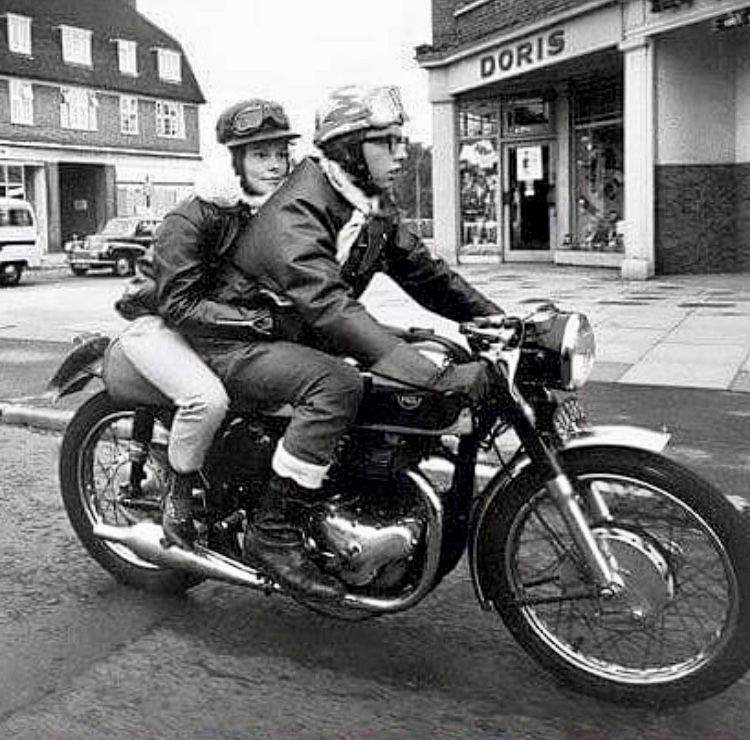 pillion